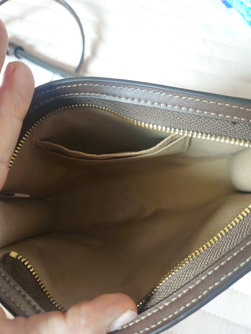 COACH  Sea Shell Print Slim Crossbody Bag - Picture 2 of 10